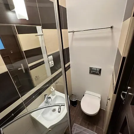 Na Starej Ochocie Apartment *